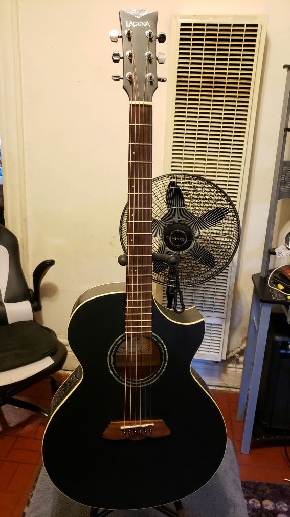 Laguna acoustic electric guitar model LG 300 CE in black satin color