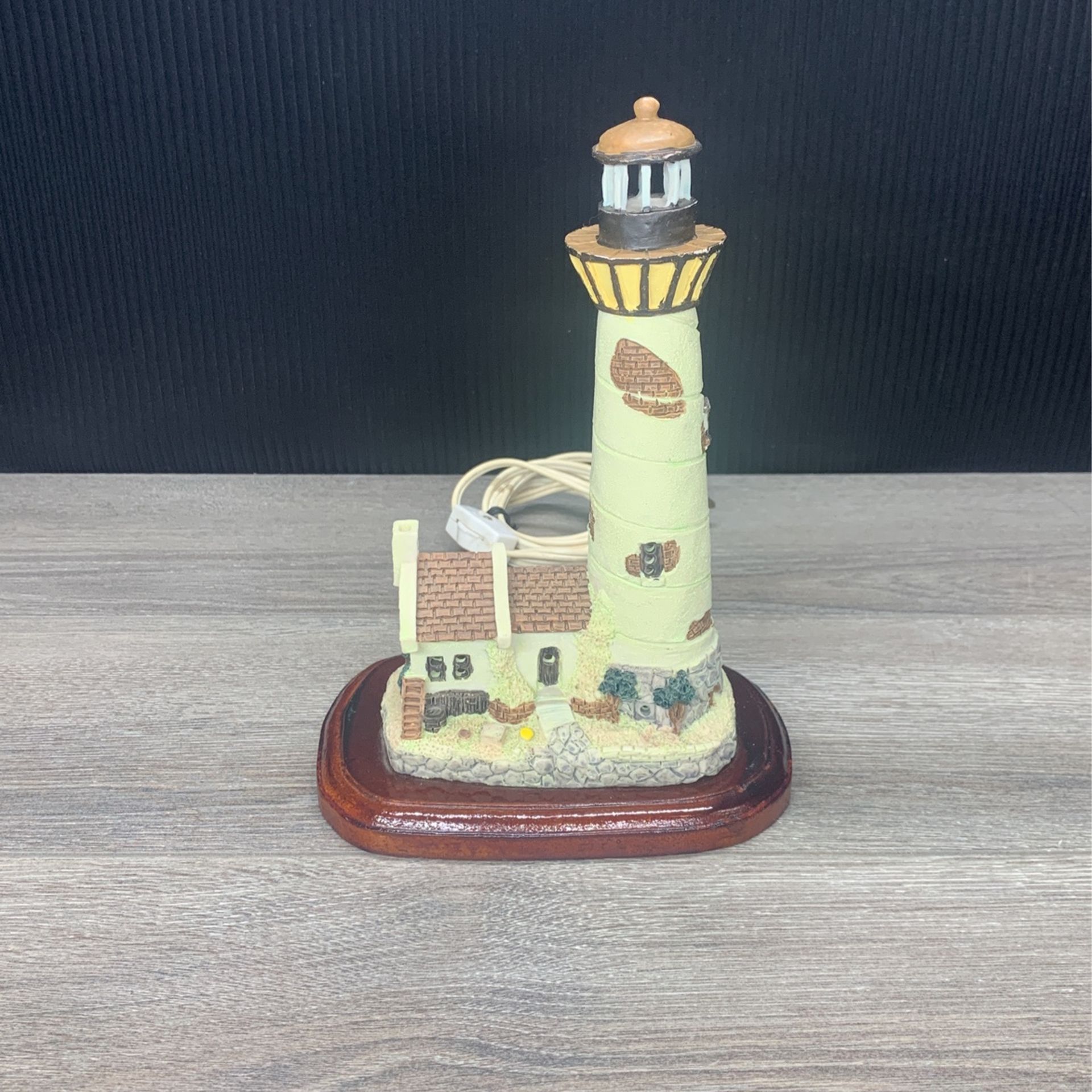Vintage LIGHTHOUSE NIGHT LAMP