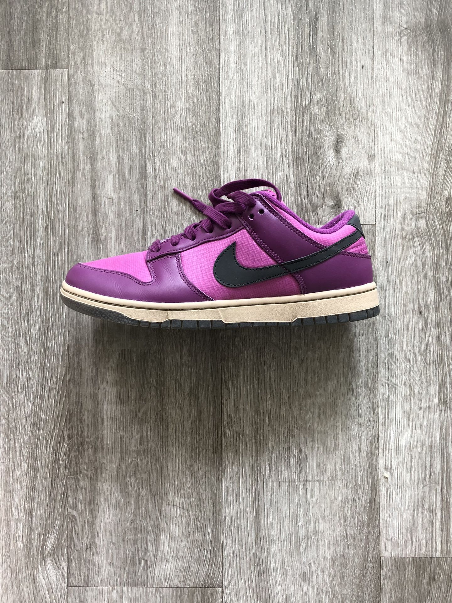Nike WMNS Dunk Low Viotech