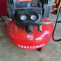 6 Gal. 150 PSI Portable Electric Pancake Air Compressor**EXCELLENT CONDITION - $120 (Serra Mesa)