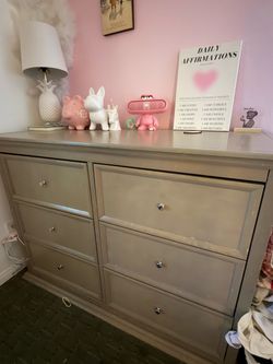 Gray 6-Drawer Wood Dresser with Silver Knobs