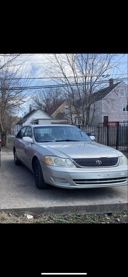 Toyota Avalon 2001