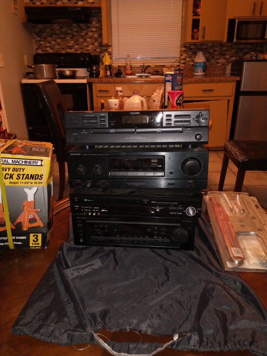 Double DVD players and amps