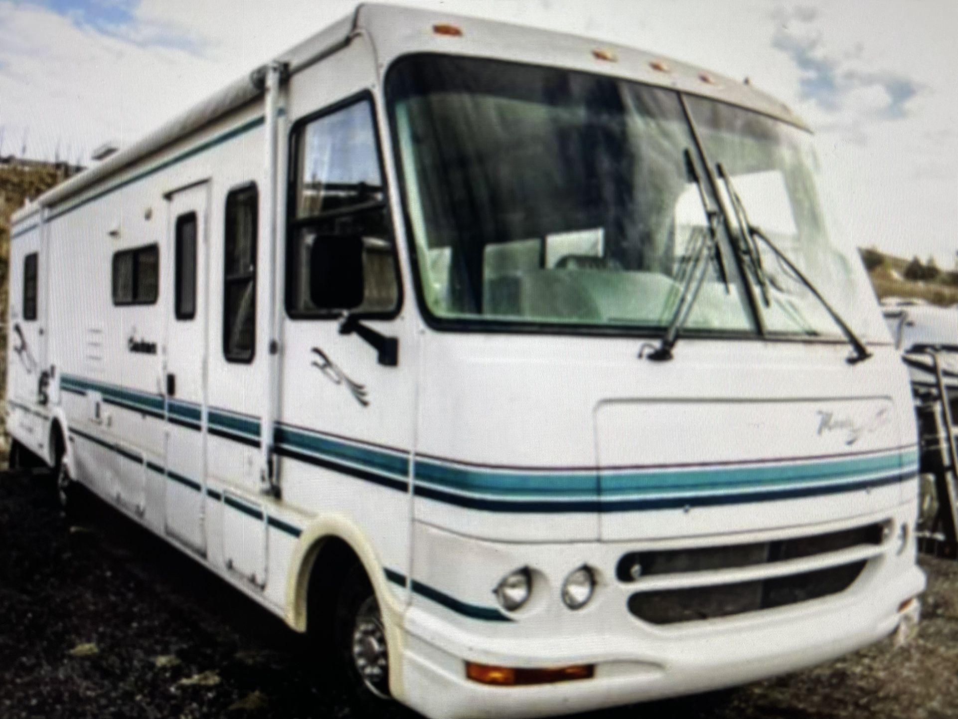 1998 Coachmen Catalina
