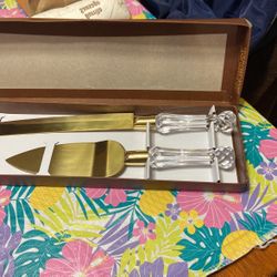 Gold Cake Knife Set