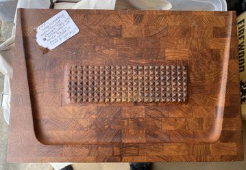 Danish Teak au jus cutting board