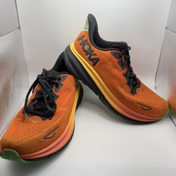 Hoka Clifton Orange Running SIZE 10.5D