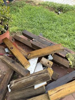 Free Wood And Speaker Box