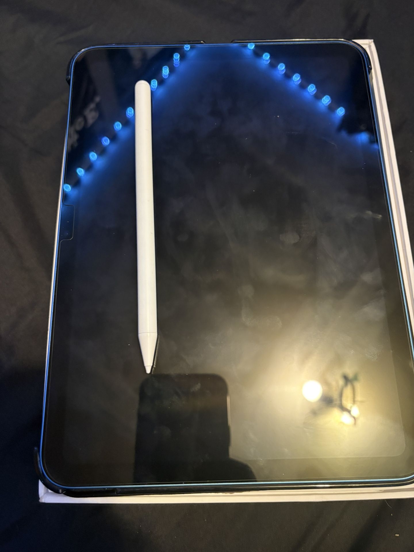 IPad 10th generation bundle 