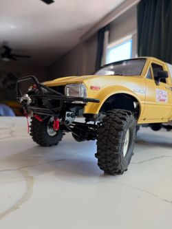 RC trail truck