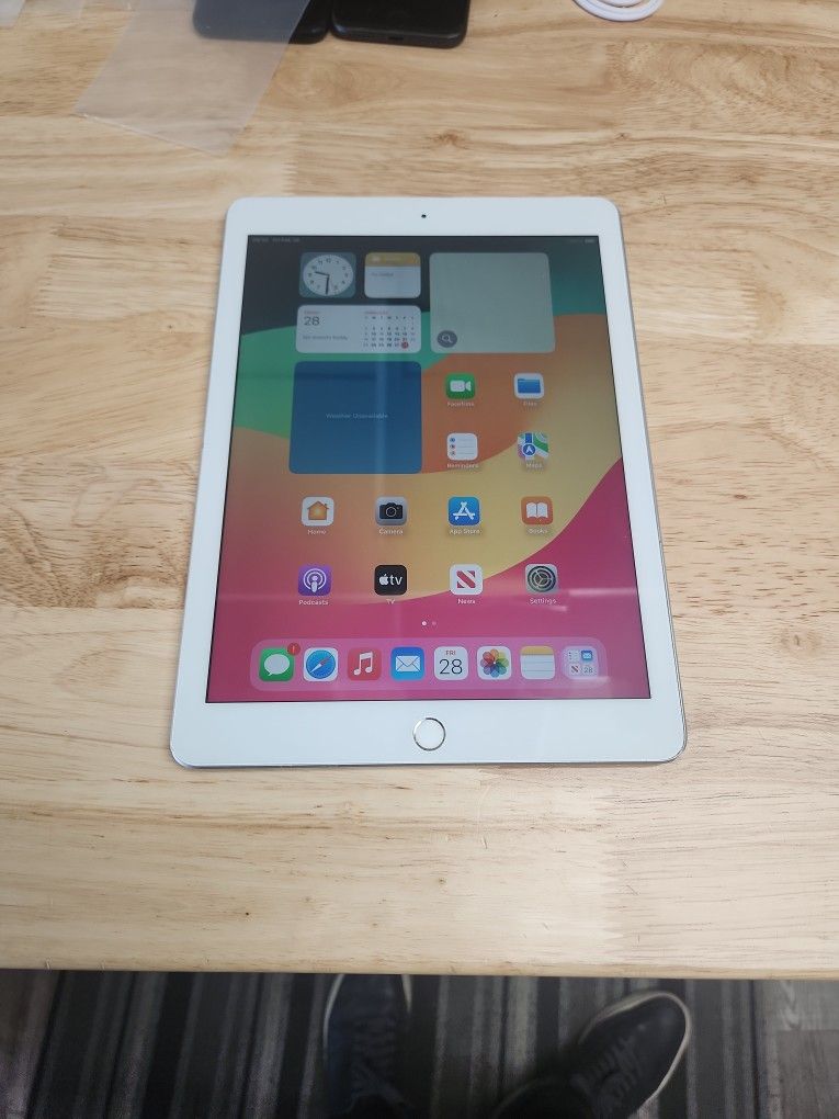 Ipad 6th Gen 32gb Wifi And Cellular