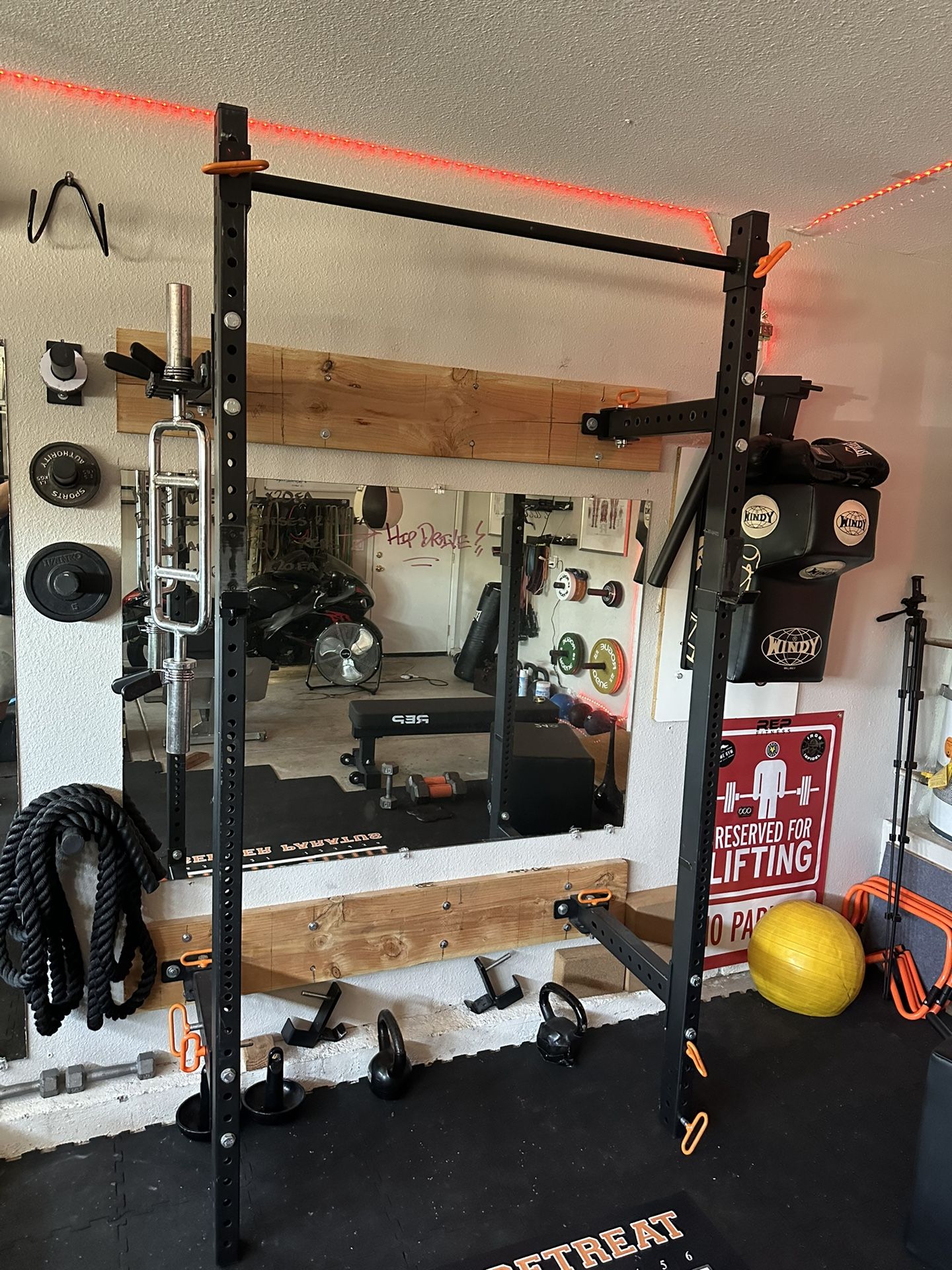 Fringe Sport Folding/Retractable Power Rack