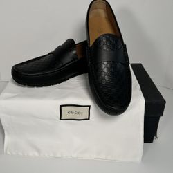 Mans Gucci Shoe Size 9 