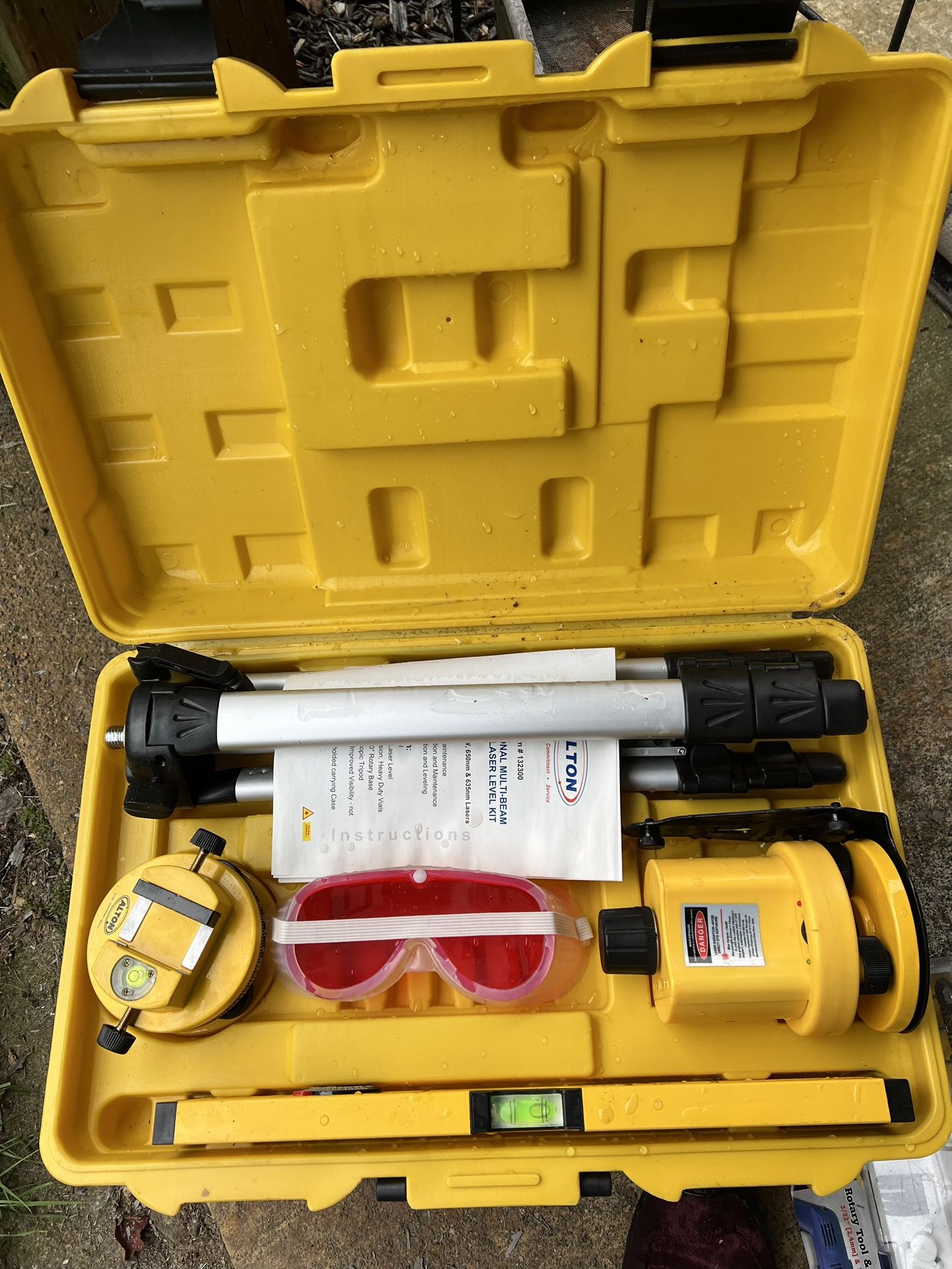 Alton Professional Multi Beam & Rotary Laser Level Kit