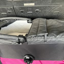 Baby Jogger Deluxe Pram For  City Select