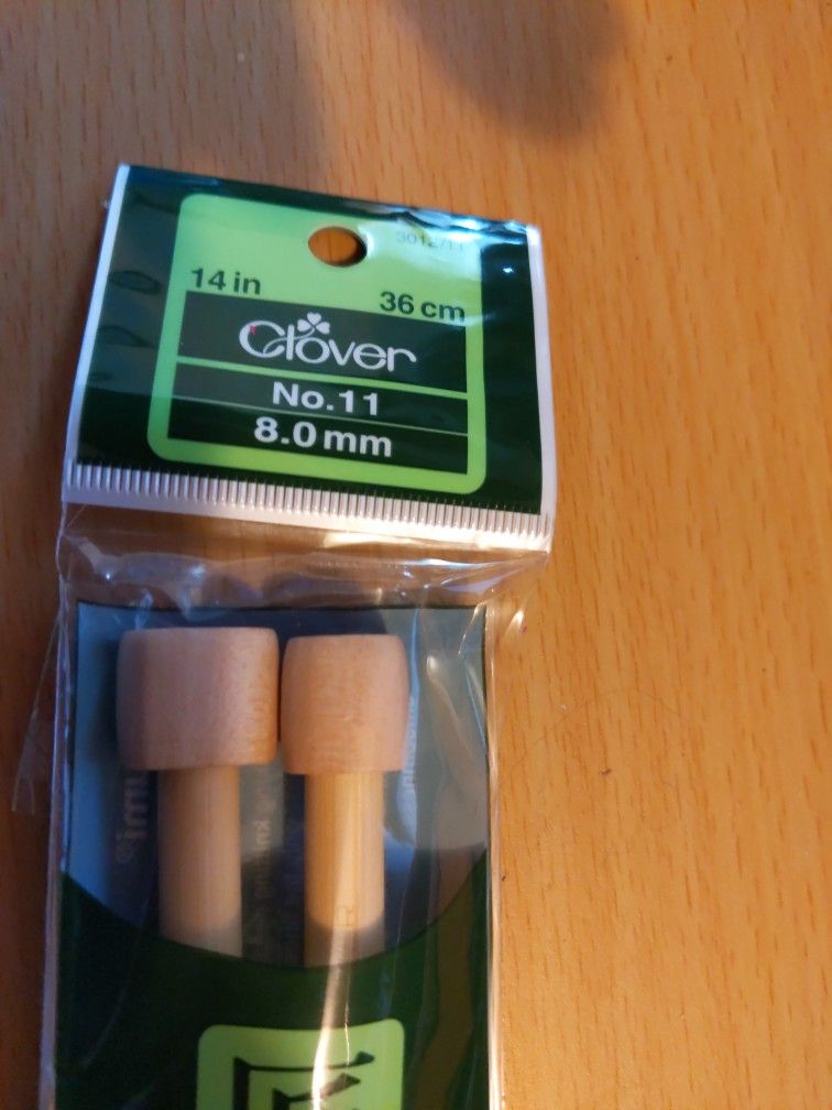 Clover Takumi Bomboo Knitting Needles No.11 8mm 14 Inch 36mm