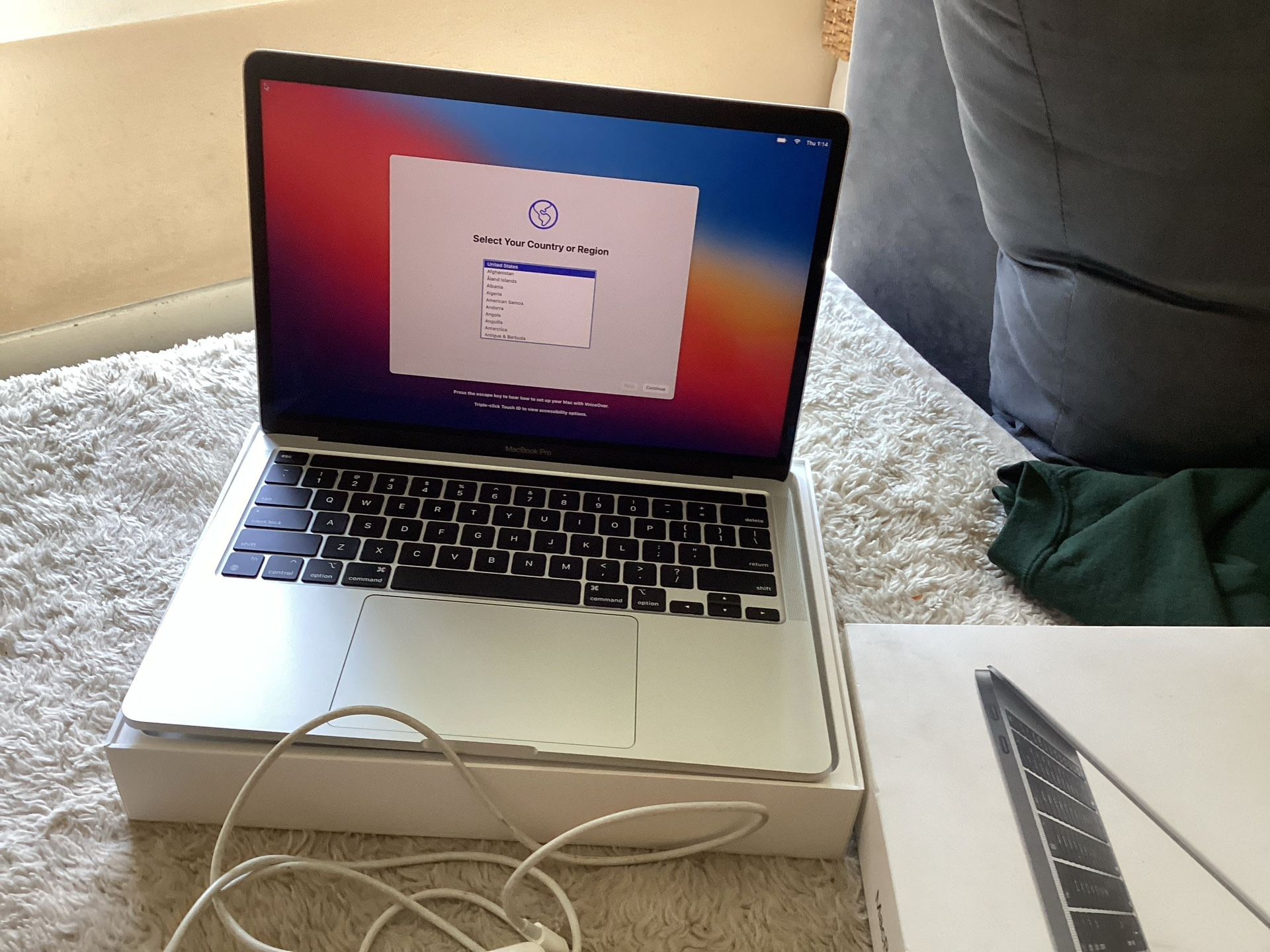 MacBook Pro $600 Firm -Mint Condition Late 2021 (16Gb/512Gb)