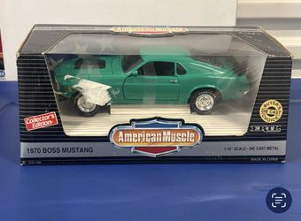 1:18 Scale Ertl American Muscle #7280 Die-Cast 1970 Boss Mustang - Green/Black