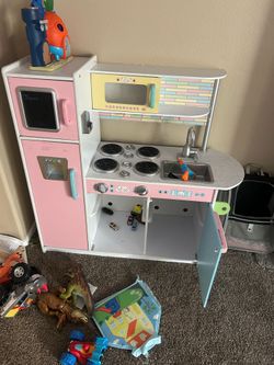 Kids play kitchen