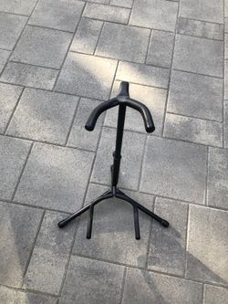 Guitar stand
