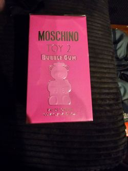 Mochino toy perfume 2