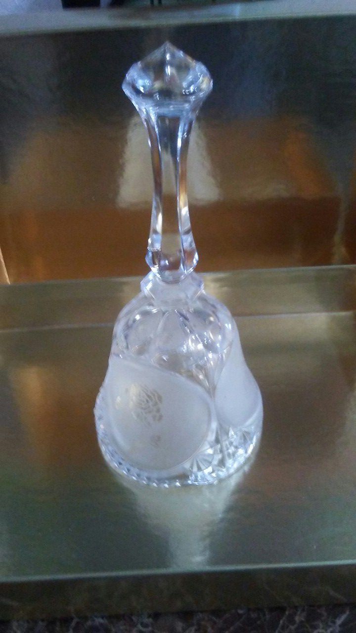 Bell made of glass