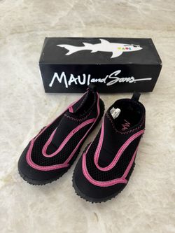 Maui And sons Water Shoes