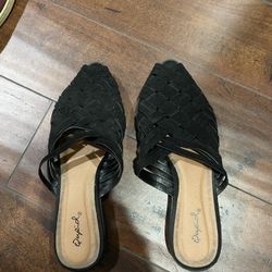  Black Pointy Toe Mule Sandals 