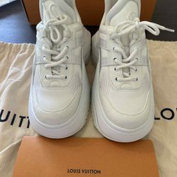 Archlight 2.0 White Monogram  Size 7.5 Women