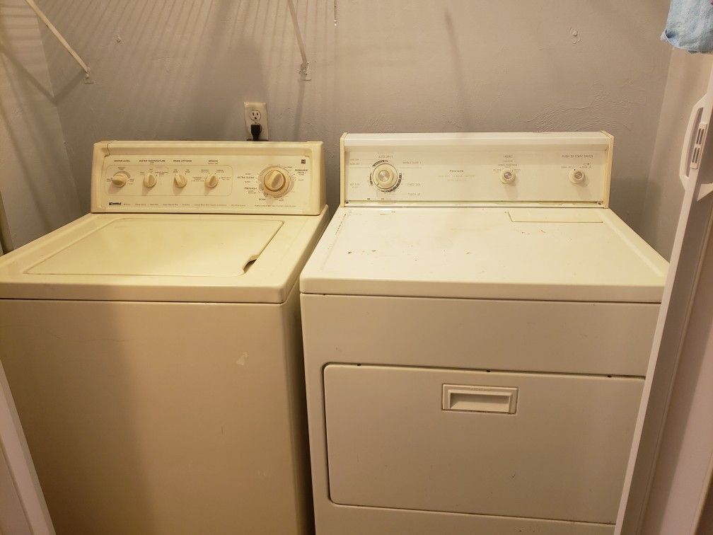 Used Kenmore Washer & Dryer Set