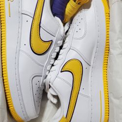 Kobe Bryant x Nike Air Force 1 Retro QS Low Lakers