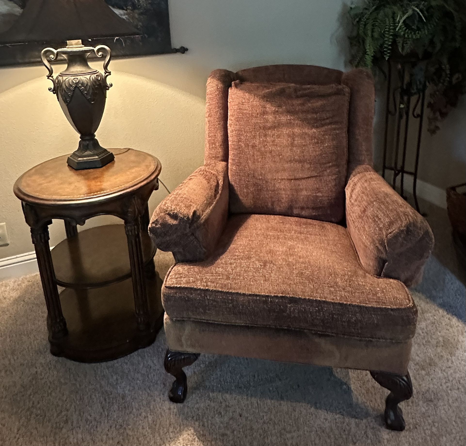 Wada King Furniture Set - Wingback Style Chair Side Table and Lamp