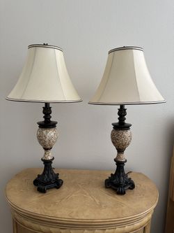2- Table lamps