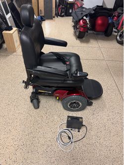 Wheelchair-Jazzy 1450 Heavy Duty Power Chair