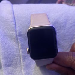 Apple Watch SE 40MM space Gray 