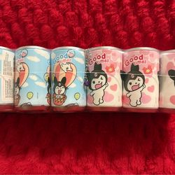 On the go can keychain Hand wipes