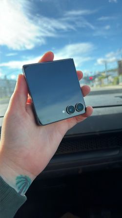 Samsung Galaxy flip 7 unlocked