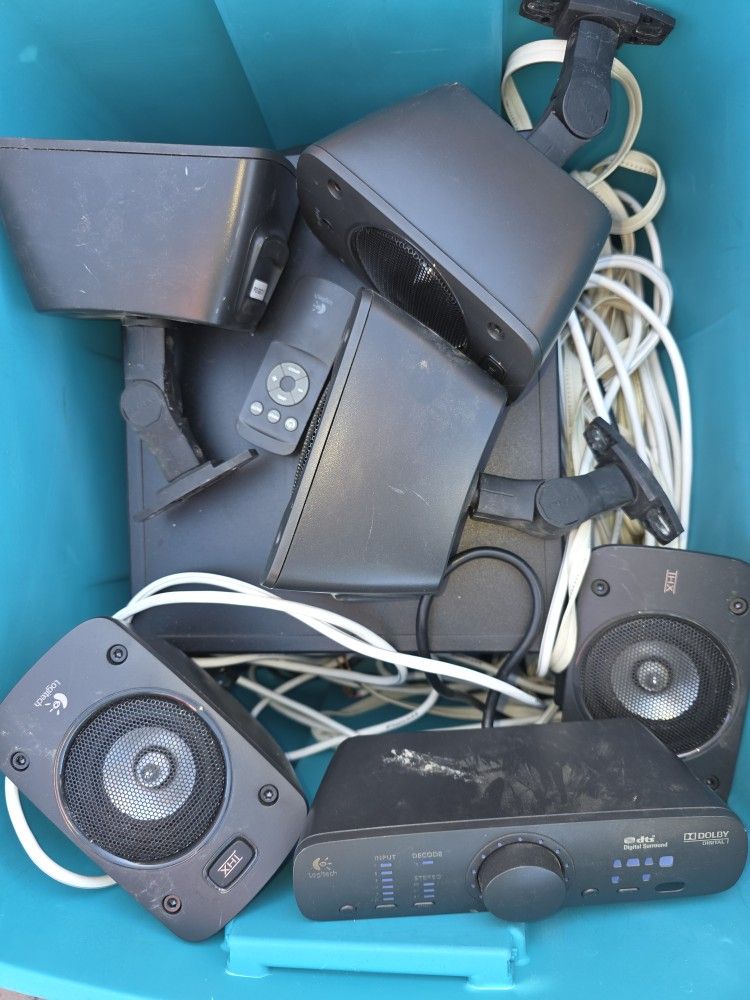 Logitech Z906 5.1 Sound System