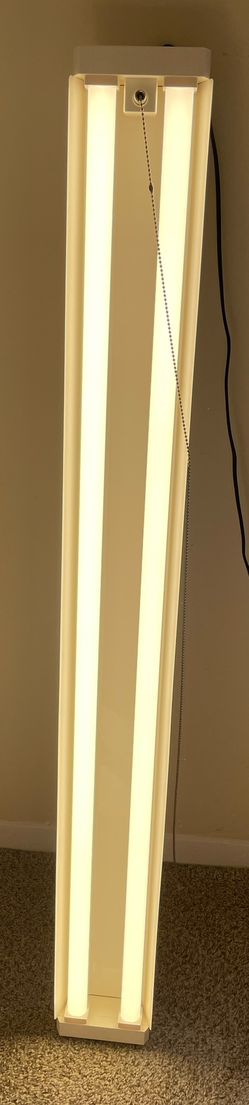4 feet mounted LED fluorescent light