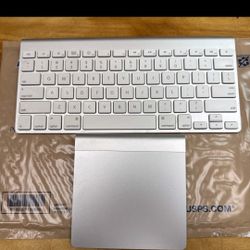 Apple Trakpad Wireless Mouse And Keyboard 