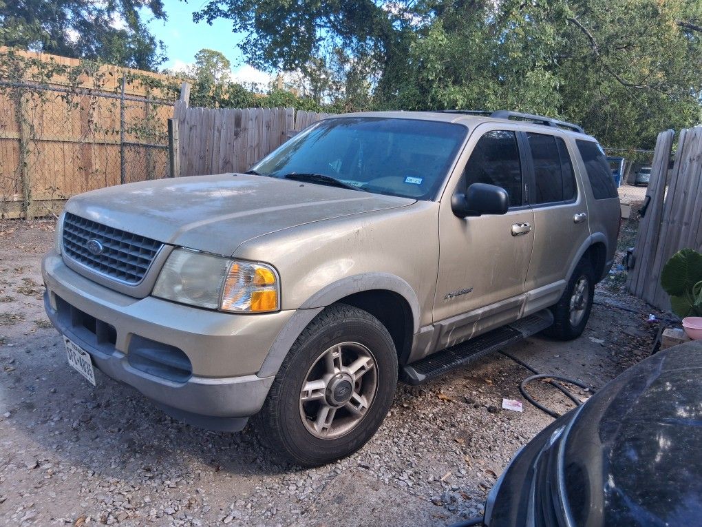 2002 Ford Explorer