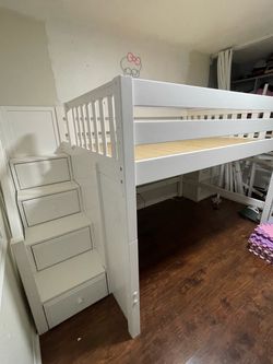 Bunk bed