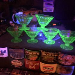 6 Uranium Cups 