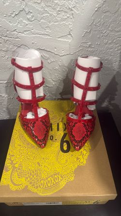 Mix #6: Kabob (Red Snake) Size: 8.5