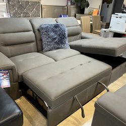 🔥🔥SLEEPER SECTIONAL WITH STORAGE CHAISE ON TAX SEASON SALE LIMITED STOCK 🔥🔥