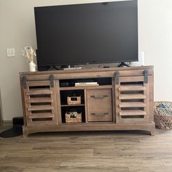 TV Stand 