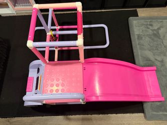 Minnie Mouse jungle gym
