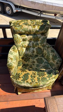 Mid century modern vintage velvet green chair