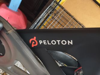 Peloton Bike And Very Good Conditions