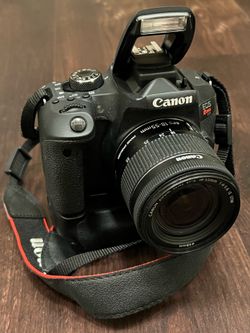 Canon EOS Rebel T7i Camera With Battery Grip